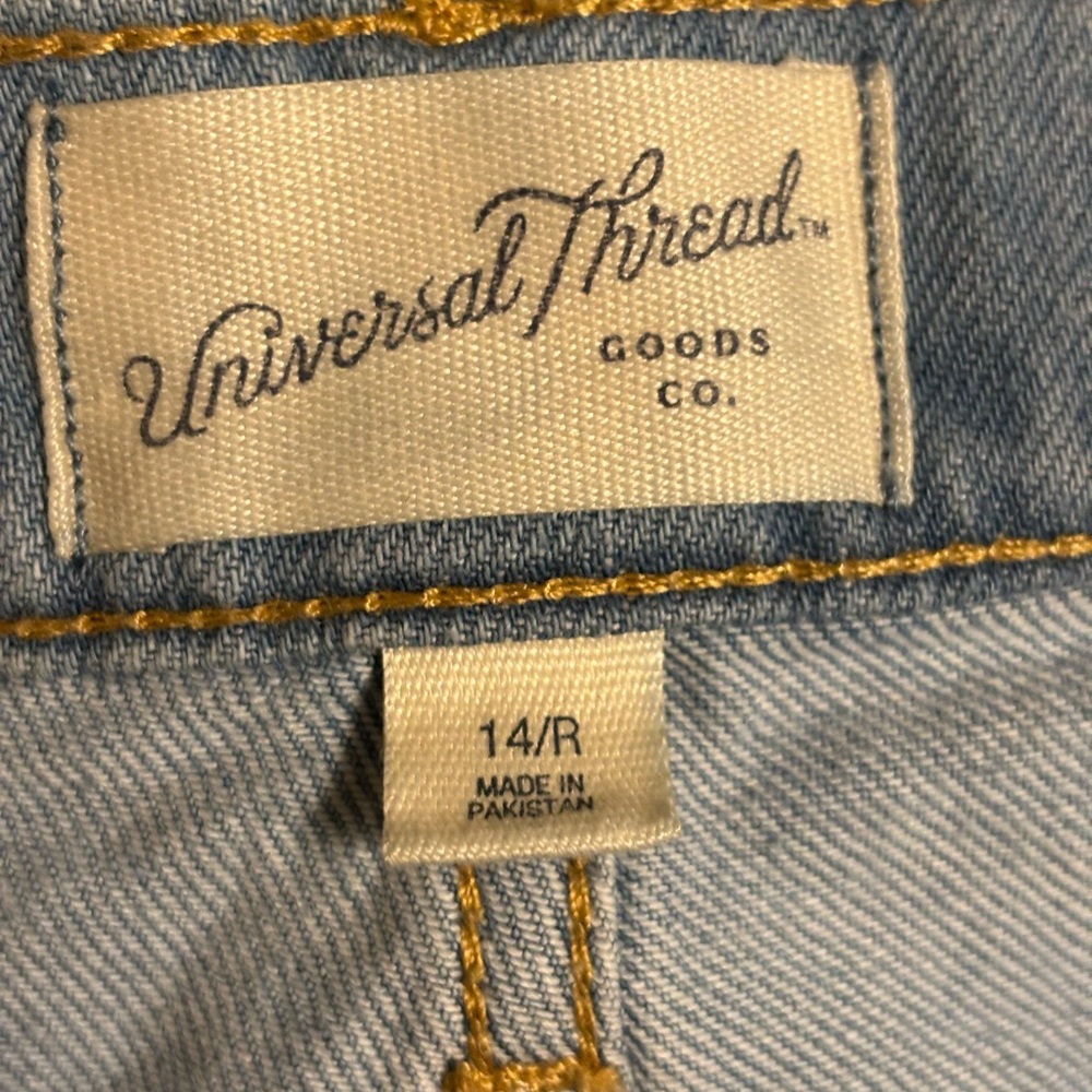 Universal Thread Medium Blue Distressed Boyfriend… - image 3